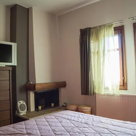 Luxury With Pool In Tsagarada