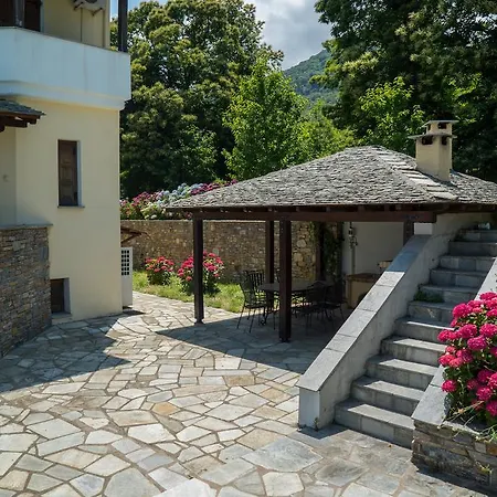 Luxury With Pool In